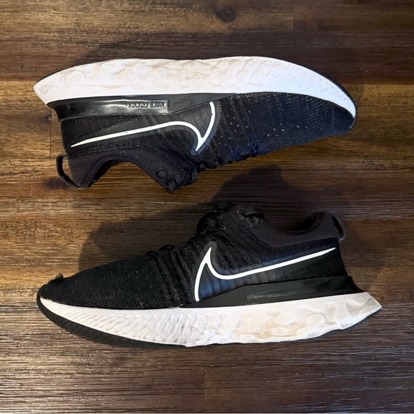 Nike React Infinity Run Flyknit 2 Black White Max - Womens Size 11 (9.5M) - READ - Picture 1 of 4